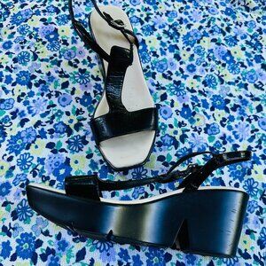 Nine West Platform Sandals Black Patent Leather Open Toe 3 Inch Platforms Size 8
